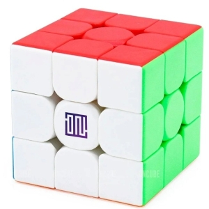 Cubo mágico com personalização simples