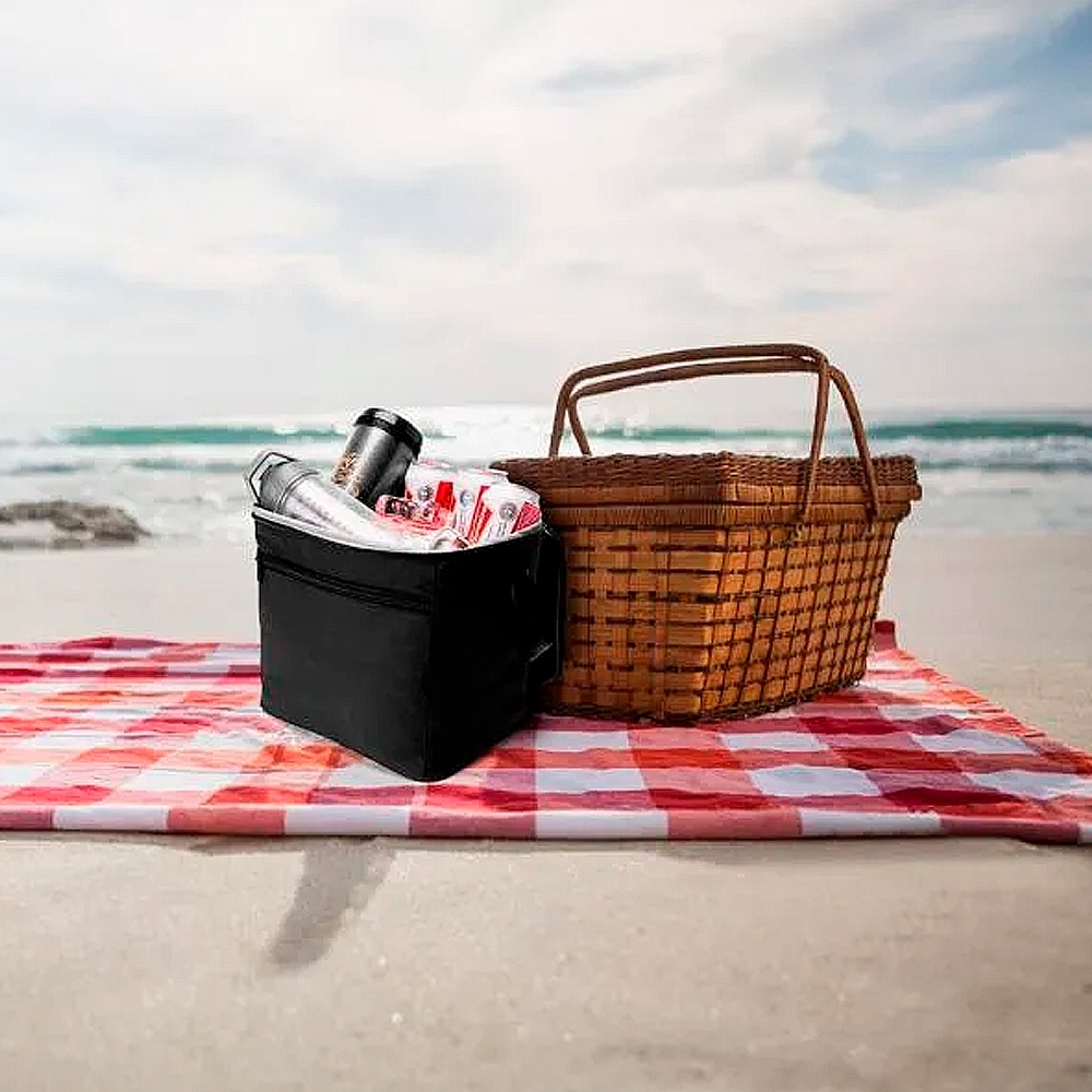 BOLSA TÉRMICA PRETA EM POLYESTER 600D/PEVA - 27X20X25CM